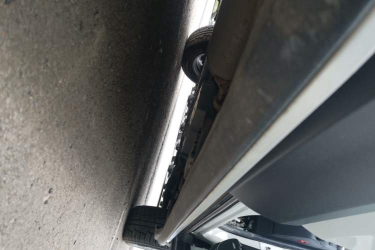 Used Toyota RAV4 2016 2.0L CVT Two-Wheel Drive Smart Edition China V Standard Right Side Sill