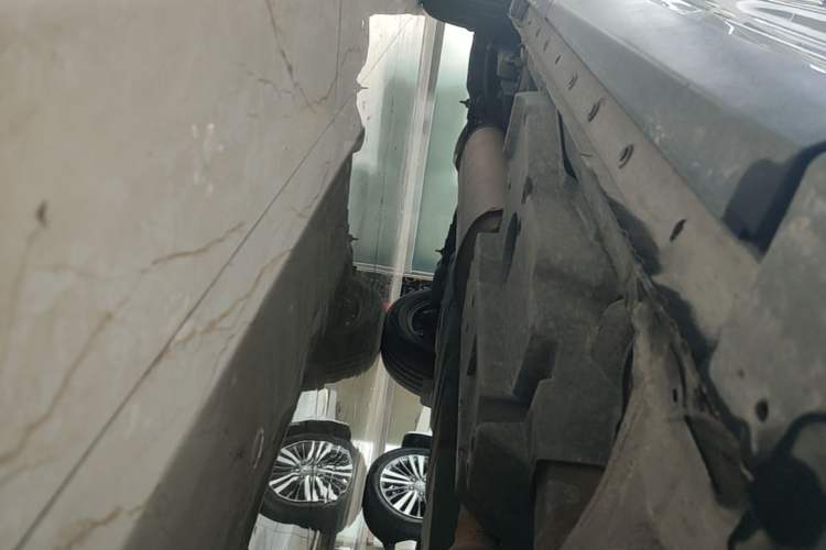 Used Toyota RAV4 2016 2.0L CVT Two-Wheel Drive Fashion Edition China V Standard Right Side Sill