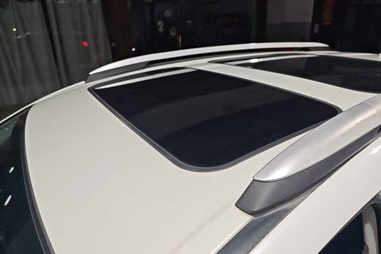 Used Toyota RAV4 2016 2.5L Automatic 4x4 Elite Edition Roof