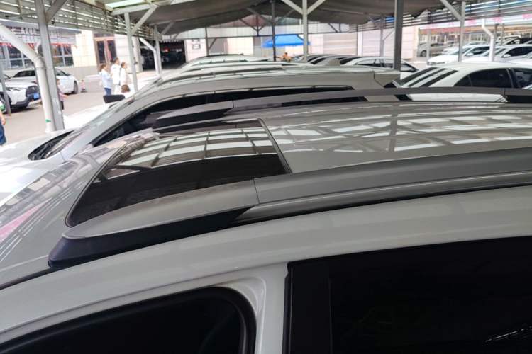 Used Toyota RAV4 2016 2.0L CVT Two-Wheel Drive Fashion Edition China V Standard Roof