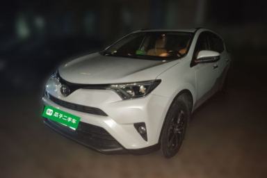 Used Toyota RAV4 2016 2.0L CVT Two-Wheel Drive Fashion Edition China V Standard