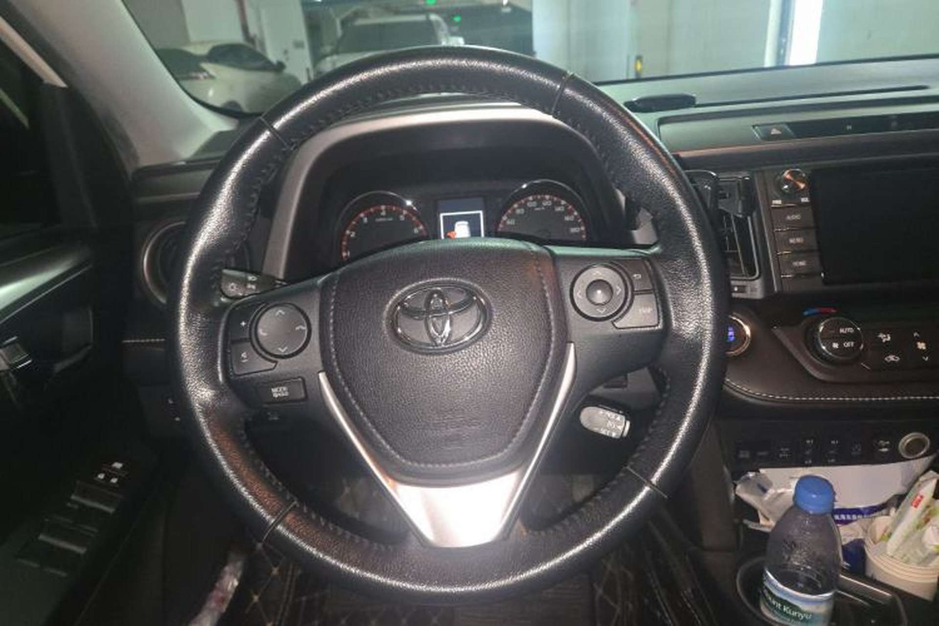 Used Toyota RAV4 2016 2.0L CVT 4x4 New Edition China V Standard Steering Wheel