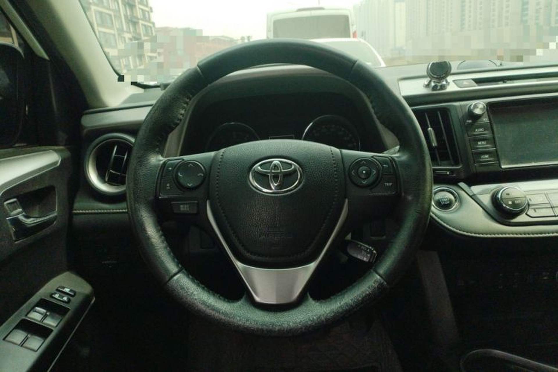 Used Toyota RAV4 2016 2.0L CVT Two-Wheel Drive Smart Edition China V Standard Steering Wheel