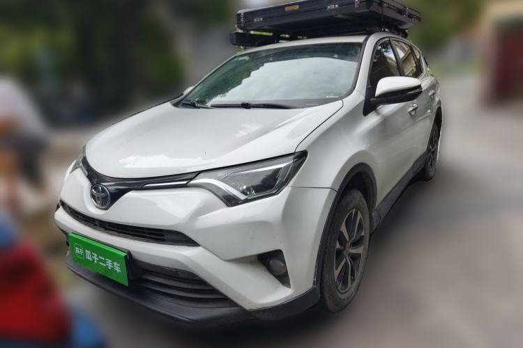 Used Toyota RAV4 2016 2.0L CVT Two-Wheel Drive Fashion Edition China V Standard Guazi used car, China used car export, Used car for sale, Used cars, Cheapest cars for sale