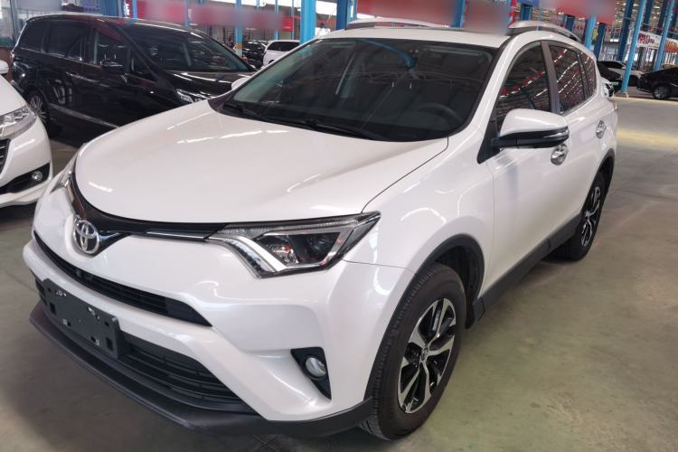 Used Toyota RAV4 2016 2.0L CVT Two-Wheel Drive Fashion Edition China V Standard Guazi used car, China used car export, Used car for sale, Used cars, Cheapest cars for sale