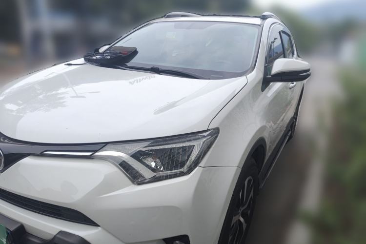 Toyota RAV4 2016 2.0L CVT Two-Wheel Drive Fashion Edition China V Standard usado Guazi used car, China used car export, Used car for sale, Used cars, Cheapest cars for sale