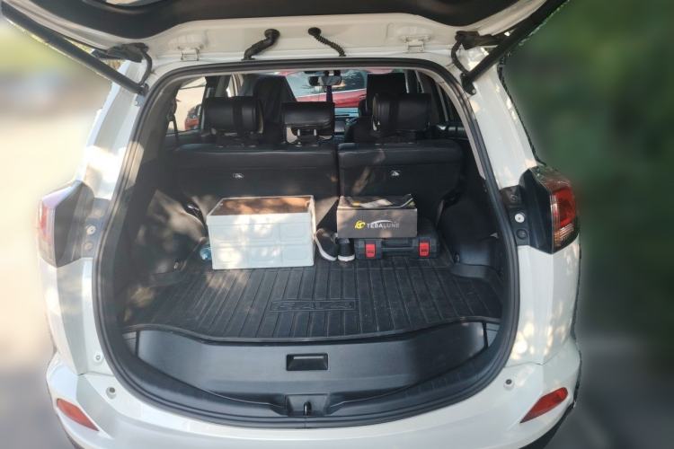 Used Toyota RAV4 2016 2.0L CVT 4x4 New Edition China V Standard Trunk