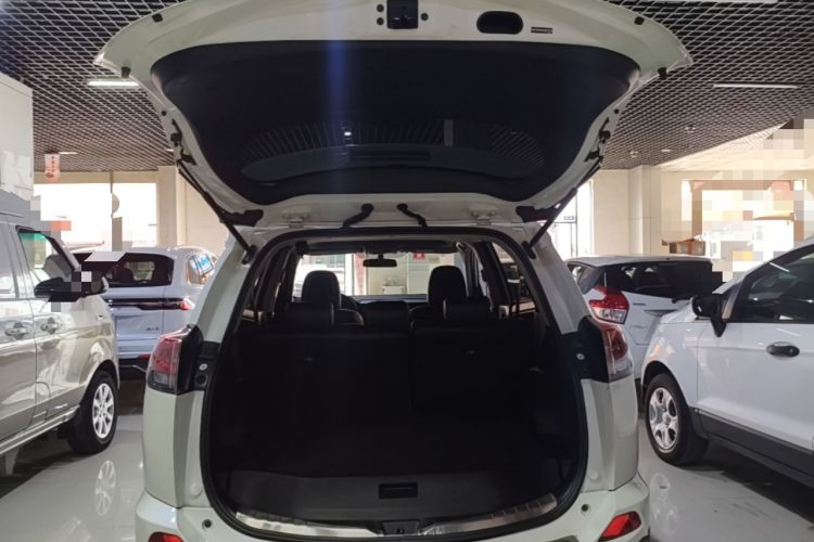 Used Toyota RAV4 2016 2.0L CVT Two-Wheel Drive Fashion Edition China V Standard Trunk