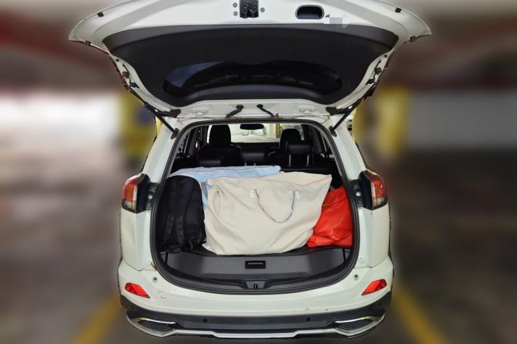 Used Toyota RAV4 2016 2.0L CVT Two-Wheel Drive Fashion Edition China V Standard Trunk