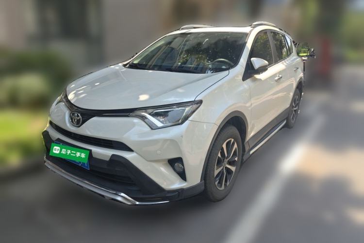 Used Toyota RAV4 2016 2.0L CVT Two-Wheel Drive Fashion Edition China V Standard Guazi used car, China used car export, Used car for sale, Used  cars, Cheapest cars for sale