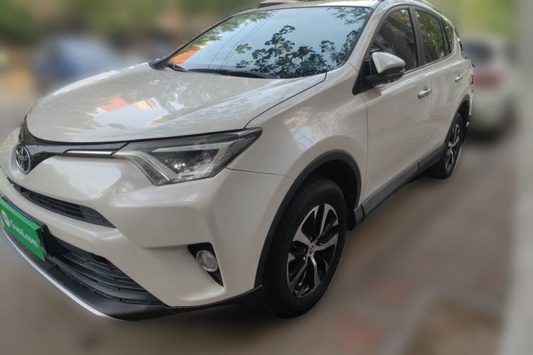 Used Toyota RAV4 2016 2.0L CVT Two-Wheel Drive Smart Edition China V Standard Guazi used car, China used car export, Used car for sale, Used  cars, Cheapest cars for sale
