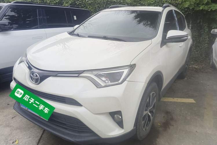 Used Toyota RAV4 2016 2.0L CVT Two-Wheel Drive Urban Edition China V Standard Guazi used car, China used car export, Used car for sale, Used cars, Cheapest cars for sale