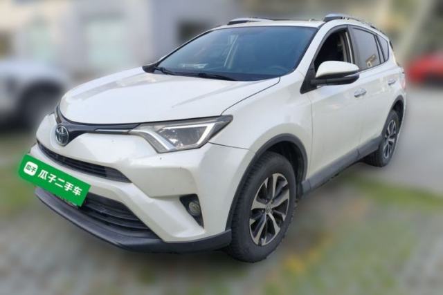 Used Toyota RAV4 2016 2.0L CVT Two-Wheel Drive Fashion Edition China V Standard