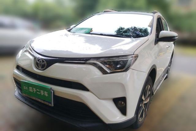 Used Toyota RAV4 2016 2.0L CVT Two-Wheel Drive Fashion Edition China V Standard