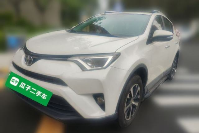 Used Toyota RAV4 2016 2.0L CVT Two-Wheel Drive Fashion Edition China V Standard