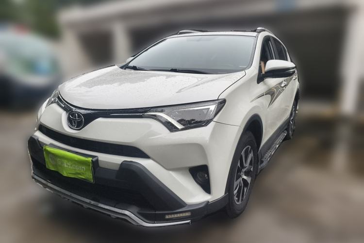 Used Toyota RAV4 2016 2.0L CVT Two-Wheel Drive Fashion Edition China V Standard Guazi used car, China used car export, Used car for sale, Used cars, Cheapest cars for sale