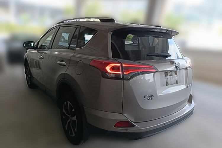 Used Toyota RAV4 2016 2.0L CVT Two-Wheel Drive Fashion Edition China V Standard Rear Left 45 Deg