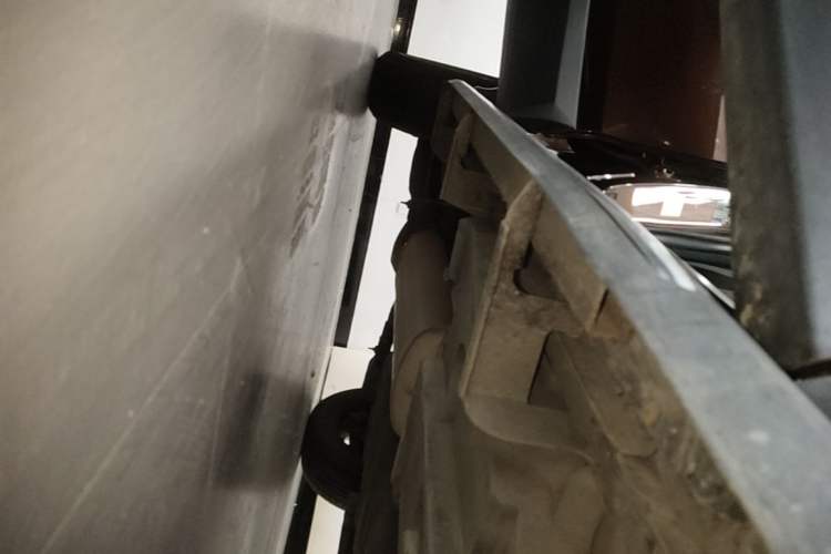 Used Toyota RAV4 2016 2.0L CVT Two-Wheel Drive Fashion Edition China V Standard Right Side Sill