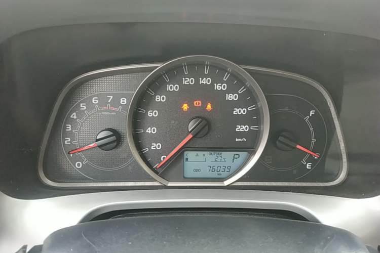 Used Toyota RAV4 2018 2.0L CVT Two-Wheel Drive Fashion X Edition Instrument Cluster