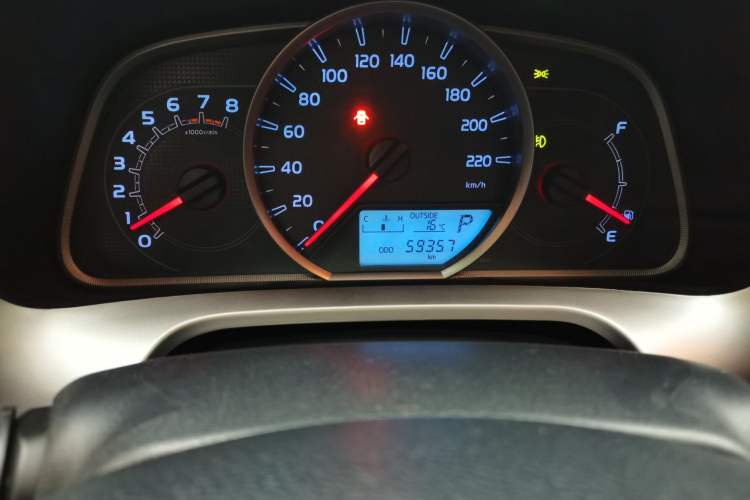 Used Toyota RAV4 2018 2.0L CVT Two-Wheel Drive Fashion X Edition Odometer Close Up