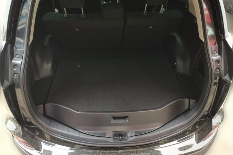 Used Toyota RAV4 2018 2.0L CVT Two-Wheel Drive Fashion X Edition Trunk