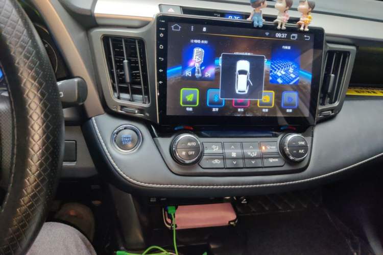 Used Toyota RAV4 2018 2.0L CVT Two-Wheel Drive Fashion X Edition Audio And AC Panel
