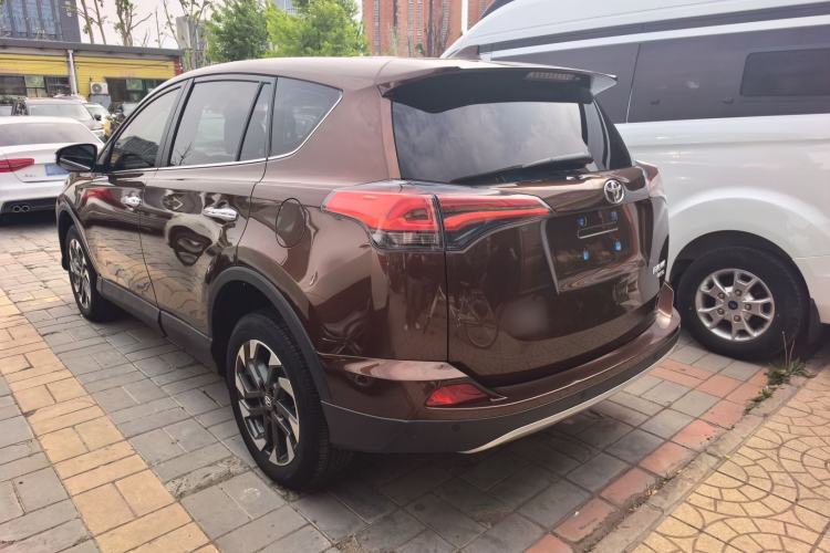 Used Toyota RAV4 2018 2.5L Automatic 4x4 Elite i Edition Exterior 5