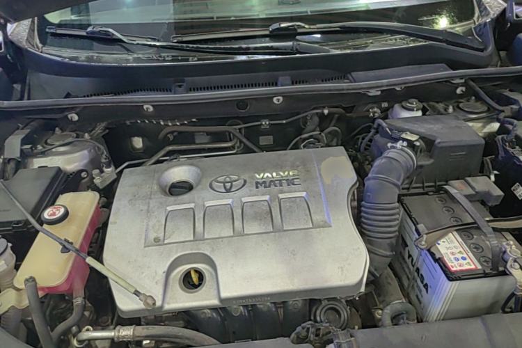 Used Toyota RAV4 2018 2.0L CVT Two-Wheel Drive Fashion X Edition Engine Bay
