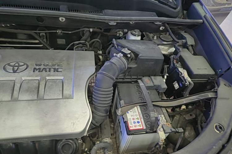 Used Toyota RAV4 2018 2.0L CVT Two-Wheel Drive Fashion X Edition Engine Bay Left