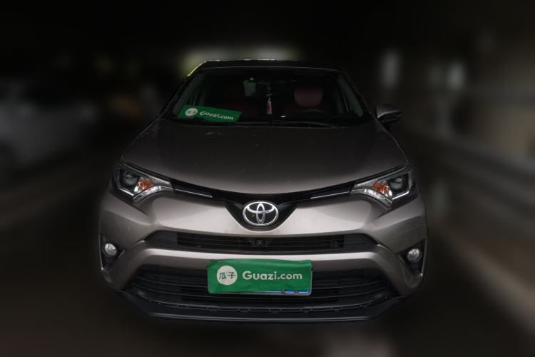 Used Toyota RAV4 2018 2.0L CVT Two-Wheel Drive Fashion X Edition Front