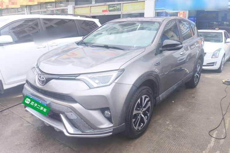 Used Toyota RAV4 2018 2.0L CVT Two-Wheel Drive Fashion X Edition Guazi used car, China used car export, Used car for sale, Used  cars, Cheapest cars for sale
