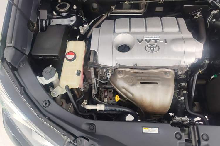 Used Toyota RAV4 2018 2.5L Automatic 4x4 Elite i Edition Engine Bay Right