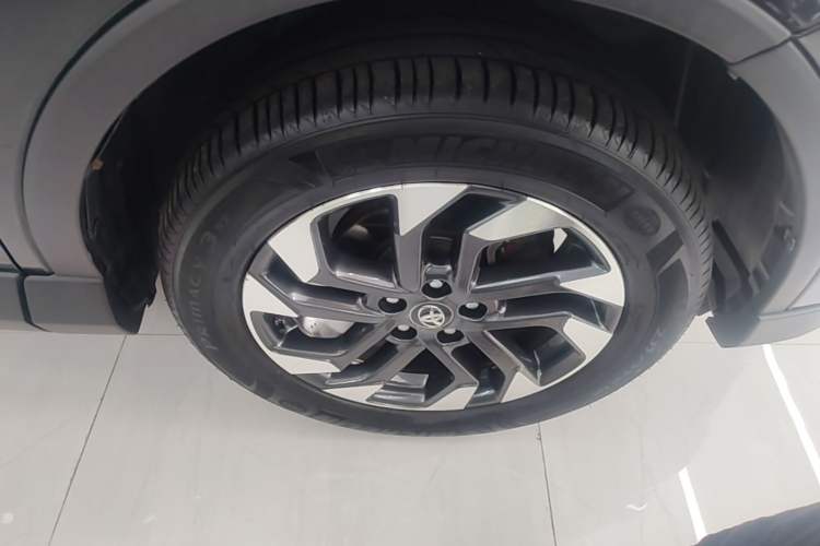 Used Toyota RAV4 2018 2.5L Automatic 4x4 Elite i Edition Exterior 4