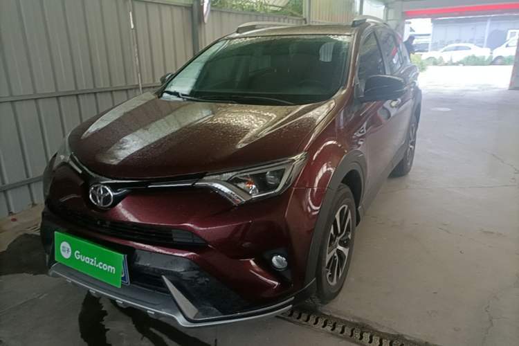 Used Toyota RAV4 2018 2.0L CVT Two-Wheel Drive Fashion X Edition Guazi used car, China used car export, Used car for sale, Used  cars, Cheapest cars for sale
