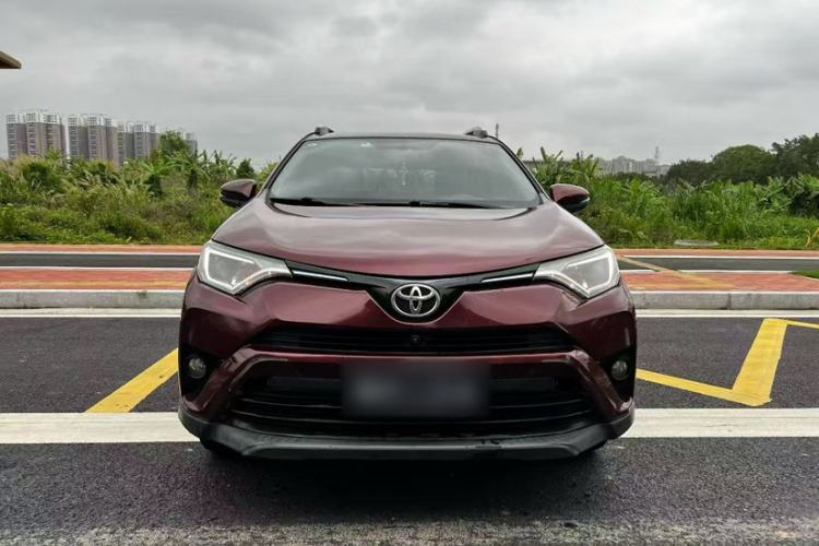 Used Toyota RAV4 2018 2.0L CVT Two-Wheel Drive Fashion X Edition Exterior 6