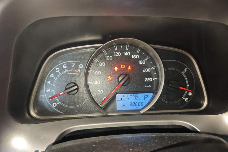 Used Toyota RAV4 2018 2.0L CVT Two-Wheel Drive Fashion X Edition Instrument Cluster