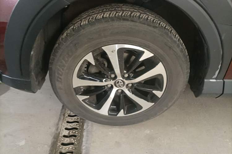 Used Toyota RAV4 2018 2.0L CVT Two-Wheel Drive Fashion X Edition Left Front Wheel Hub