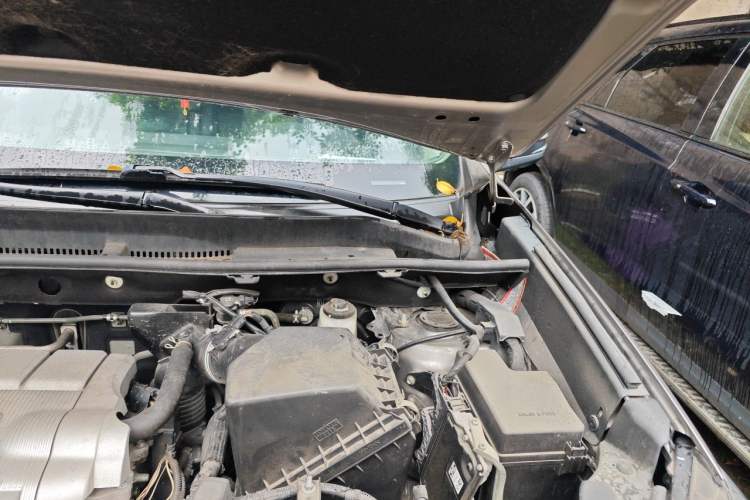 Used Toyota RAV4 2018 2.5L Automatic 4x4 Elite i Edition Engine Bay Left