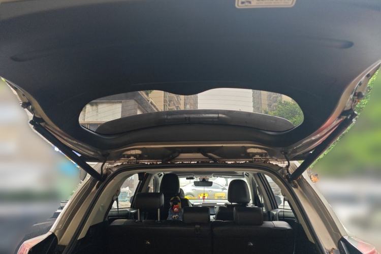 Used Toyota RAV4 2018 2.5L Automatic 4x4 Elite i Edition Trunk