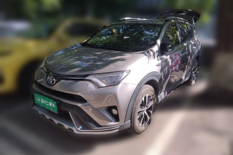 Ojetý Toyota RAV4 2018 2.0L CVT Two-Wheel Drive Fashion X Edition Guazi used car, China used car export, Used car for sale, Used cars, Cheapest cars for sale