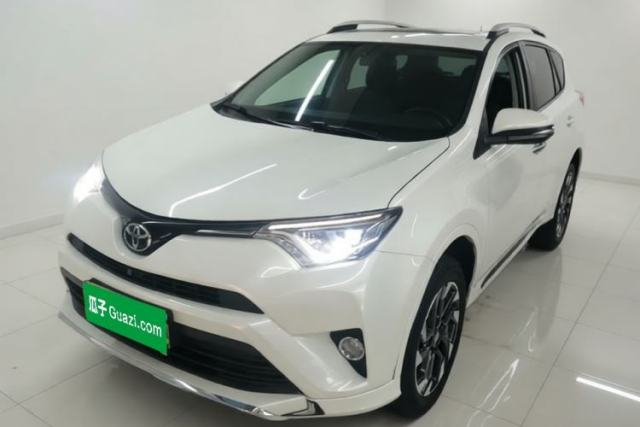 Ojetý Toyota RAV4 2018 2.5L Automatic 4x4 Elite i Edition