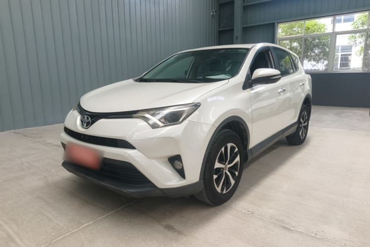 Ojetý Toyota RAV4 2018 2.0L CVT Two-Wheel Drive Fashion X Edition Guazi used car, China used car export, Used car for sale, Used cars, Cheapest cars for sale