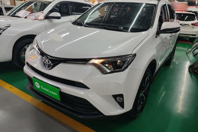Used Toyota RAV4 2018 2.0L CVT Two-Wheel Drive Fashion X Edition
