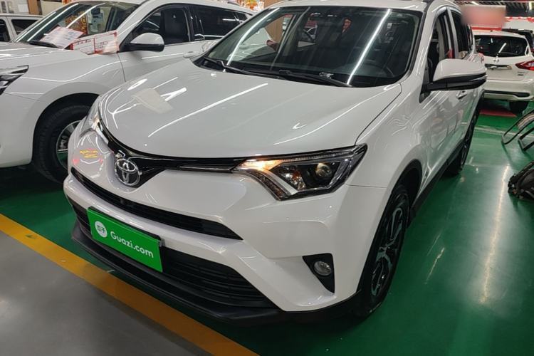 Used Toyota RAV4 2018 2.0L CVT Two-Wheel Drive Fashion X Edition Guazi used car, China used car export, Used car for sale, Used  cars, Cheapest cars for sale