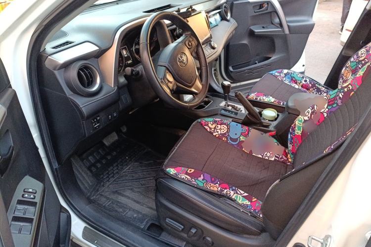 Used Toyota RAV4 2018 2.5L Automatic 4x4 Elite i Edition Driver Seat