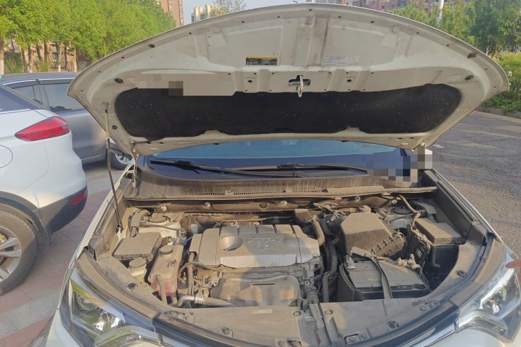 Used Toyota RAV4 2018 2.5L Automatic 4x4 Elite i Edition Engine Bay