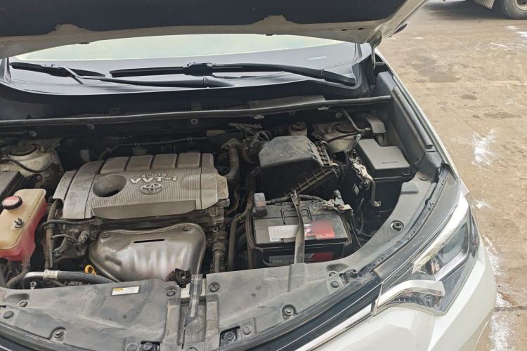 Used Toyota RAV4 2018 2.5L Automatic 4x4 Elite i Edition Engine Bay Left