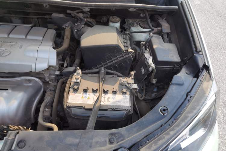 Used Toyota RAV4 2018 2.5L Automatic 4x4 Elite i Edition Engine Bay Left