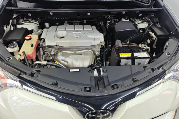 Used Toyota RAV4 2018 2.5L Automatic 4x4 Elite i Edition Engine Bay