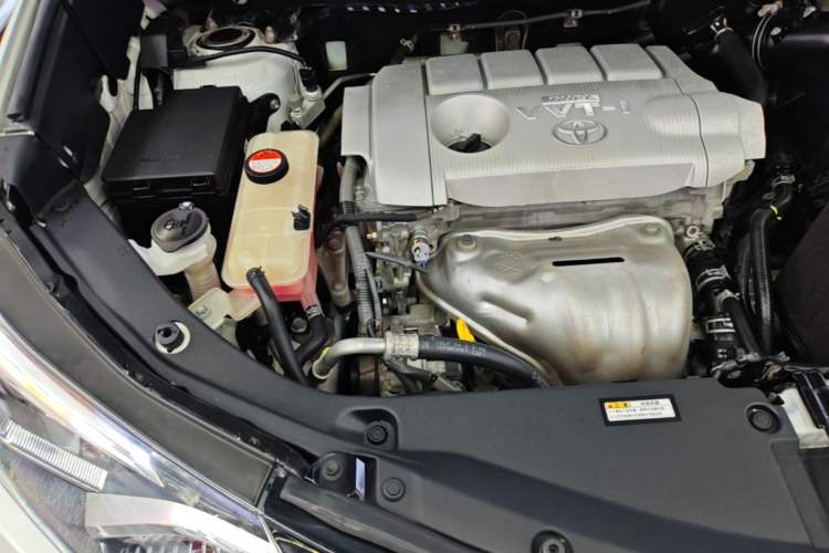 Used Toyota RAV4 2018 2.5L Automatic 4x4 Elite i Edition Engine Bay Right